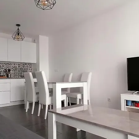 Bright 45m In A Lively Area